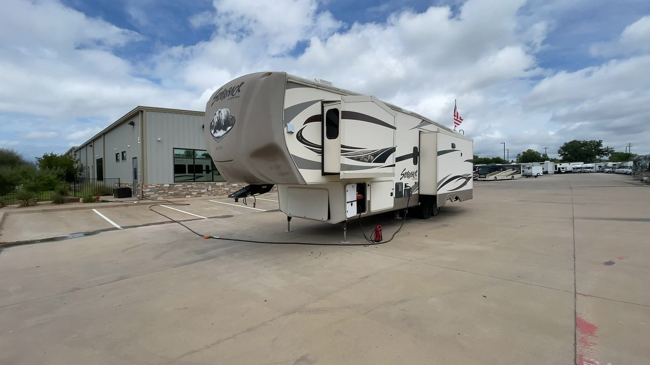 2015 FOREST RIVER CEDAR CREEK 33IK