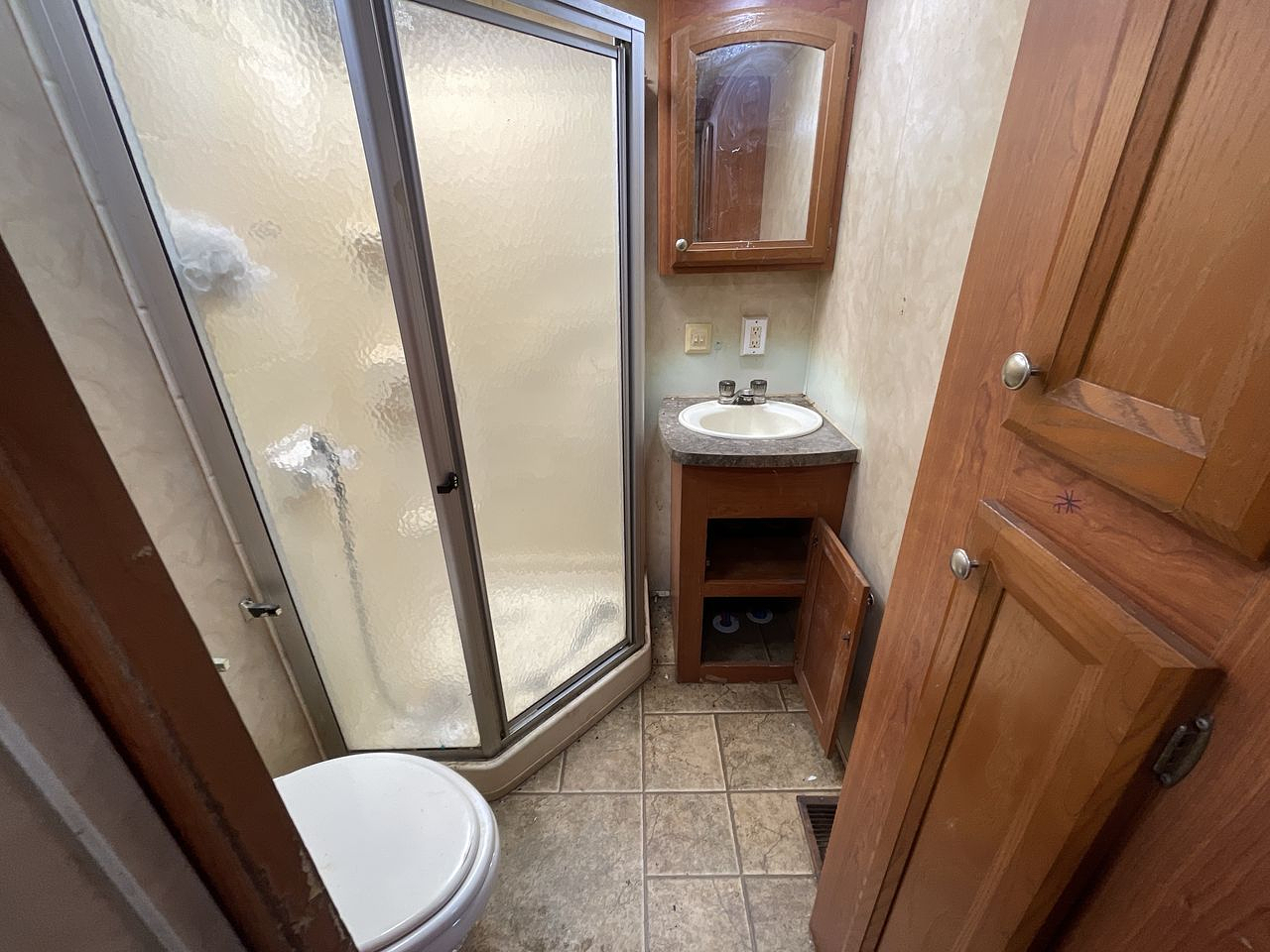 2010 CEDAR CREEK SILVERBA 35QB