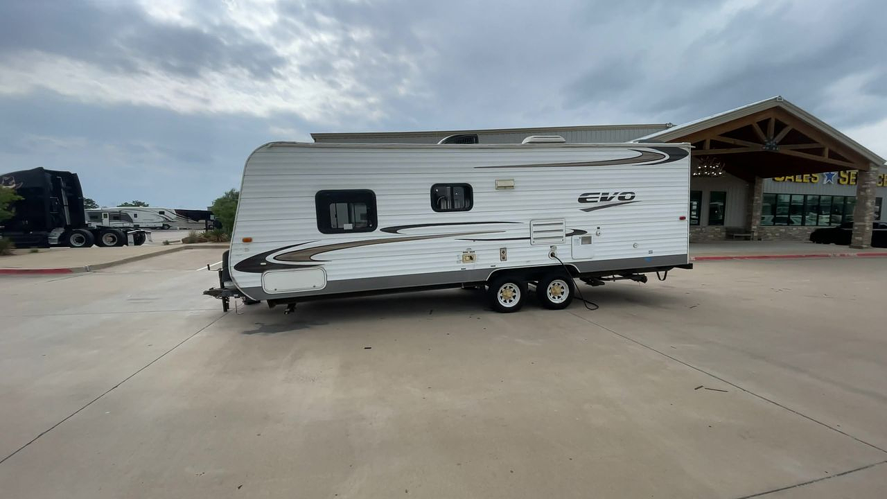 2013 FOREST RIVER EVO T2250