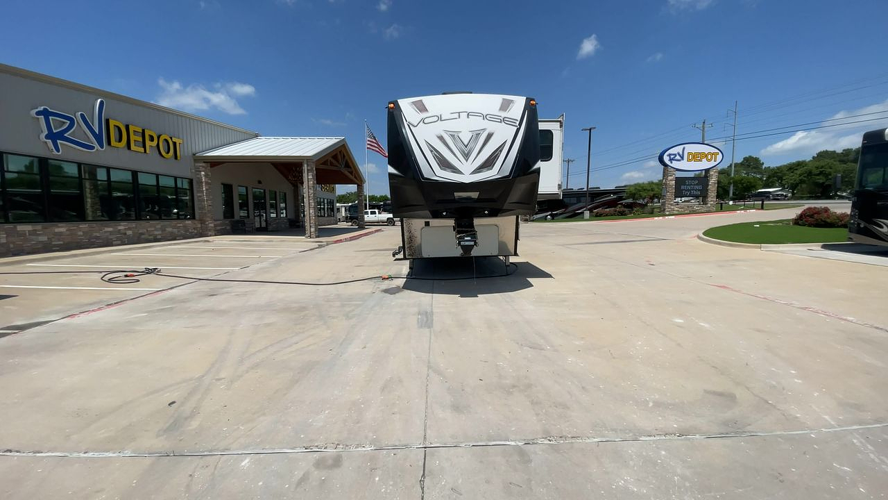 2016 DUTCHMEN VOLTAGE 4150