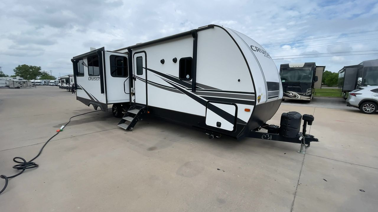 2023 CROSSROADS CRUISER AIRE 30RLS