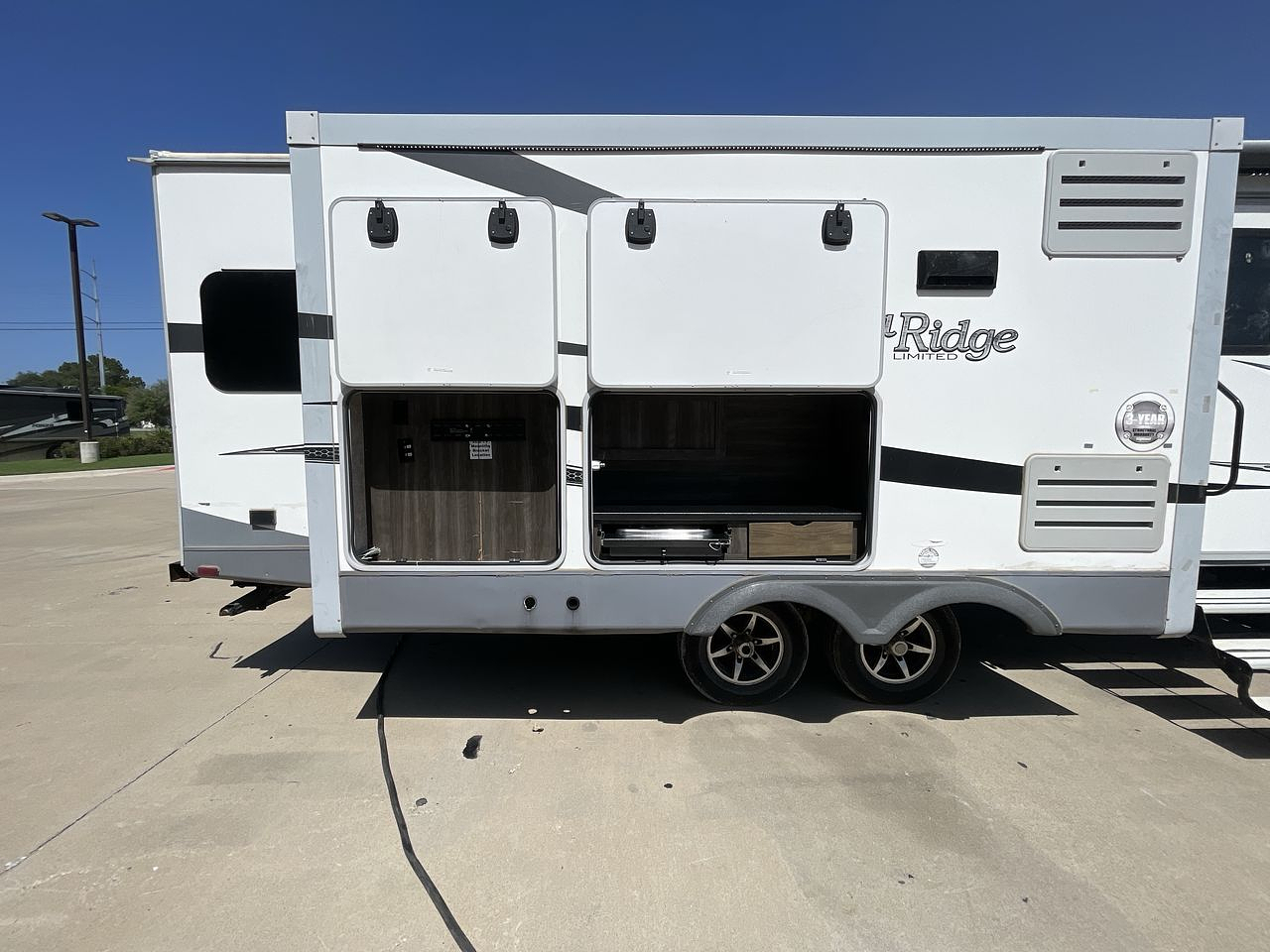 2019 MESA RIDGE 275RLS