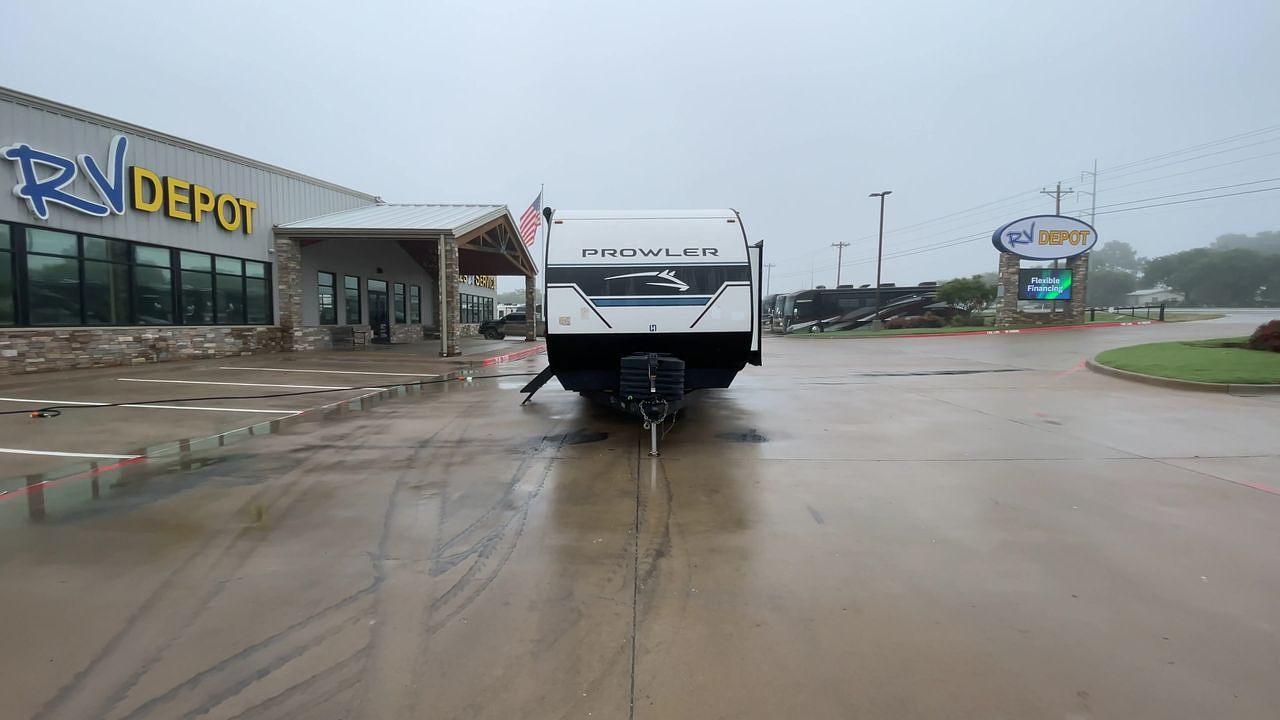 2025 HEARTLAND PROWLER 3209BH
