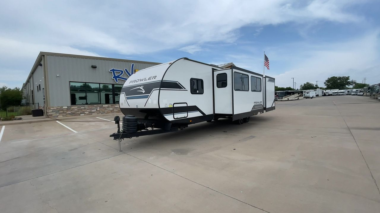 2025 HEARTLAND PROWLER 3209BH
