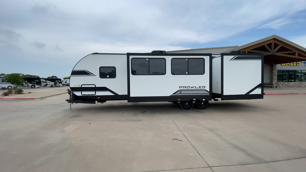2025 HEARTLAND PROWLER 3209BH