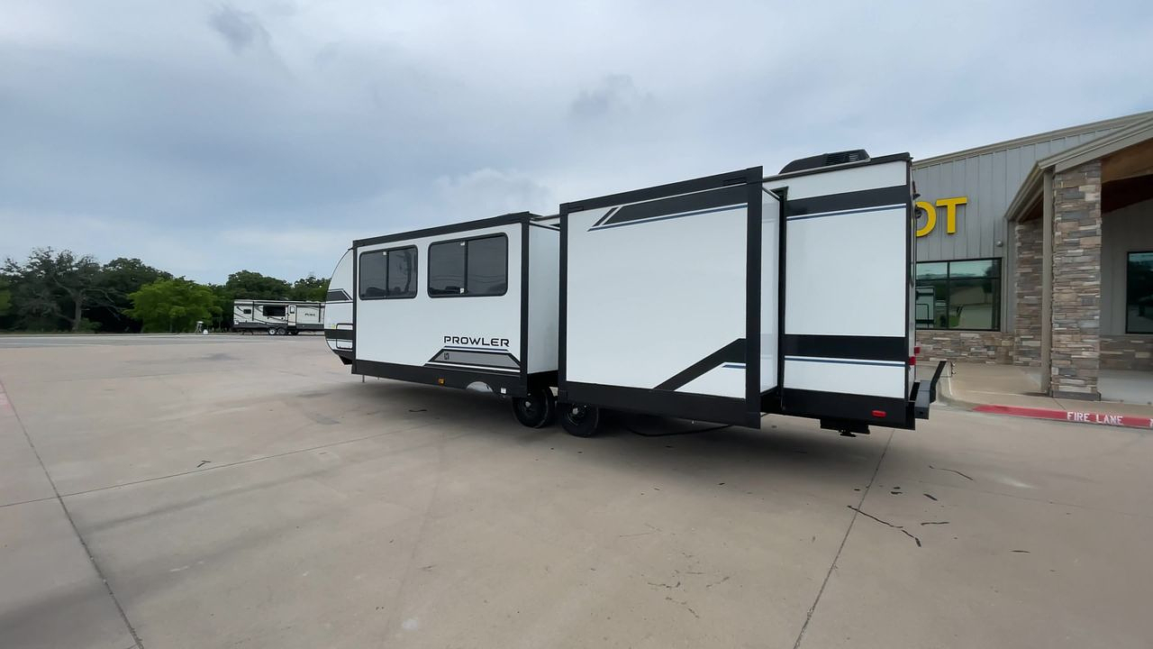 2025 HEARTLAND PROWLER 3209BH