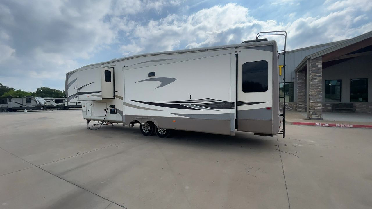 2016 CEDAR CREEK HATHAWAY 38FB2