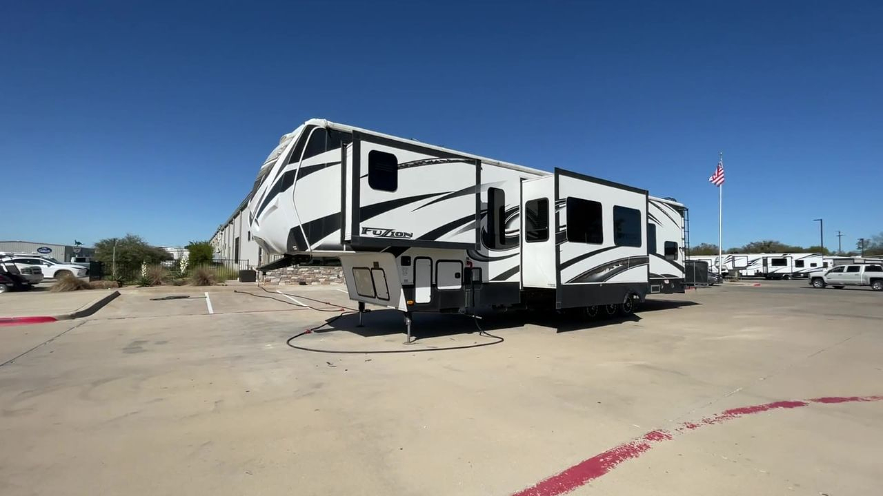 2014 FUZION FZ390