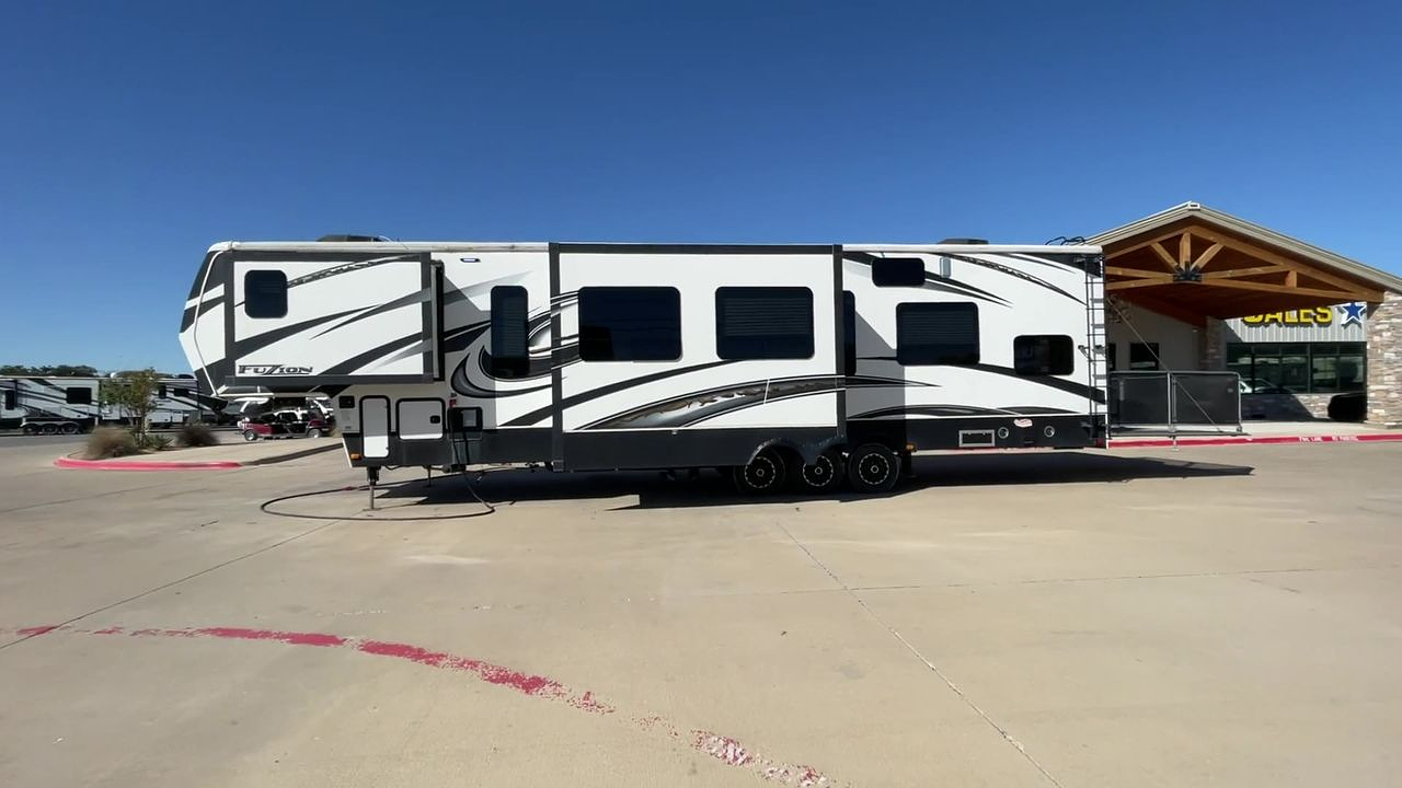 2014 FUZION FZ390