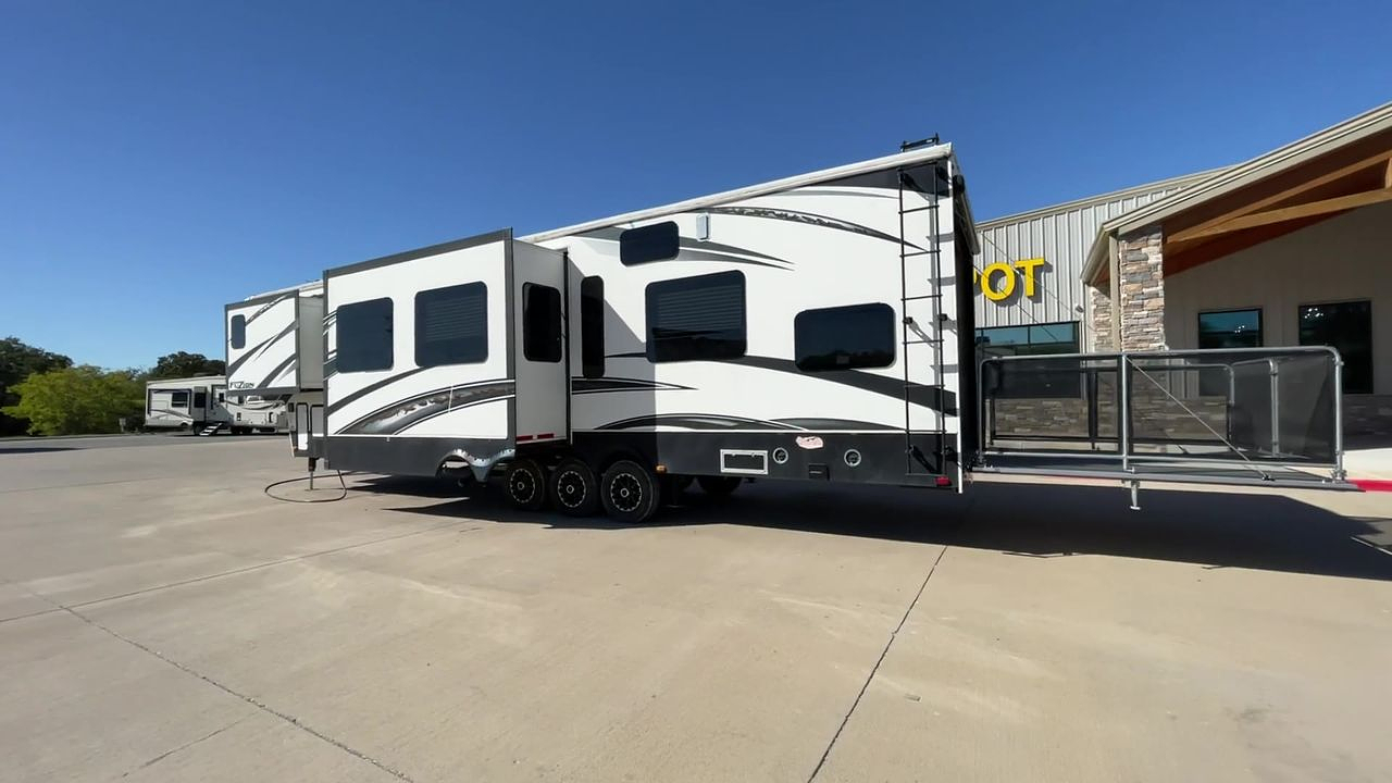 2014 FUZION FZ390
