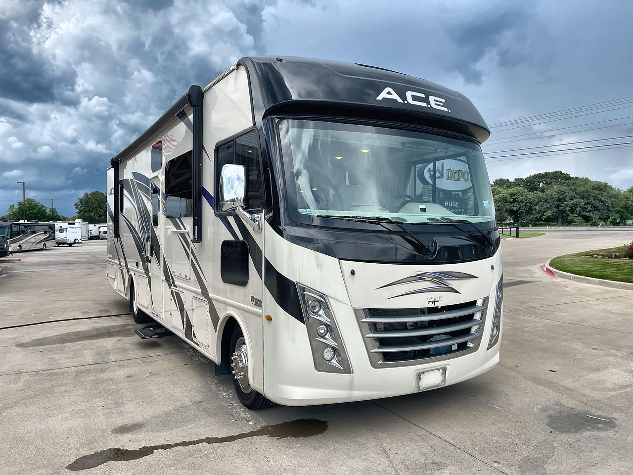 2022 THOR ACE 323