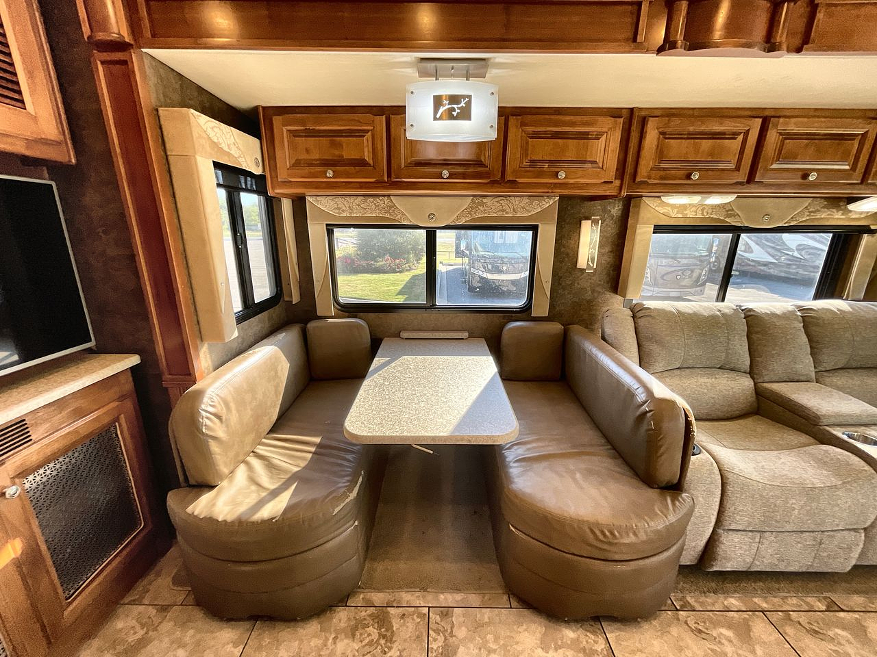 2014 TIFFIN OPEN ROAD 32CA