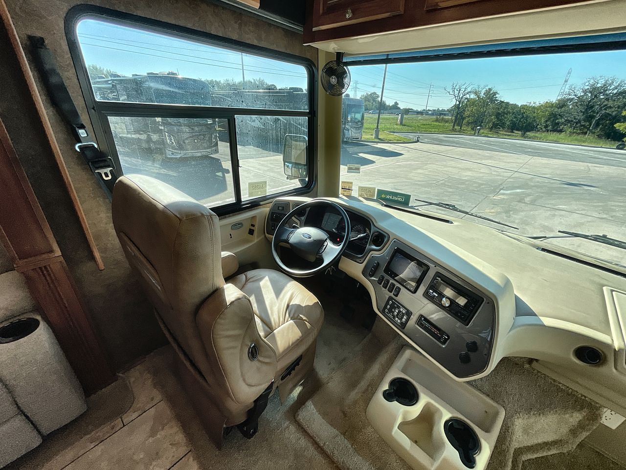 2014 TIFFIN OPEN ROAD 32CA