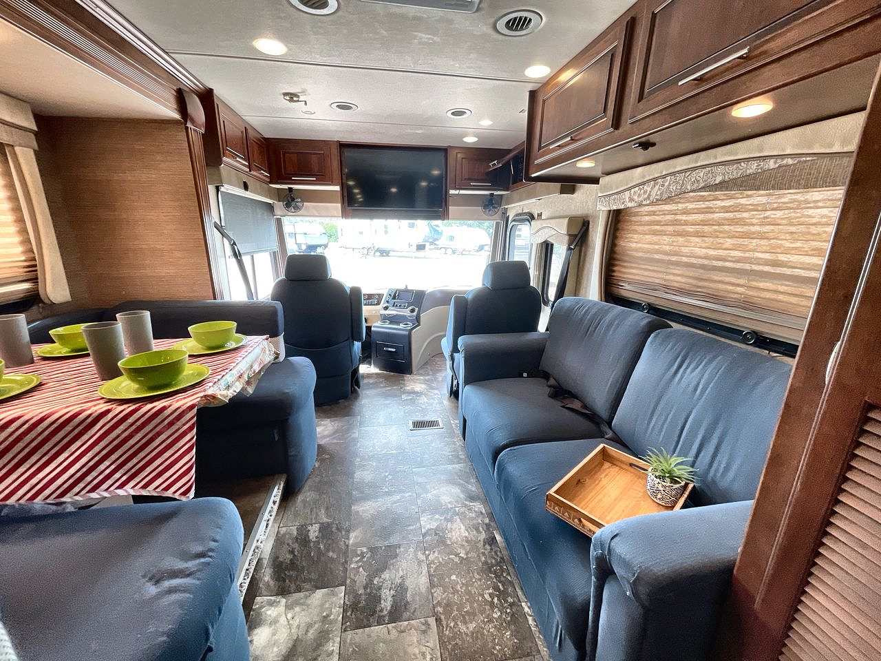 2015 COACHMEN SPORTSCOACH 361BH