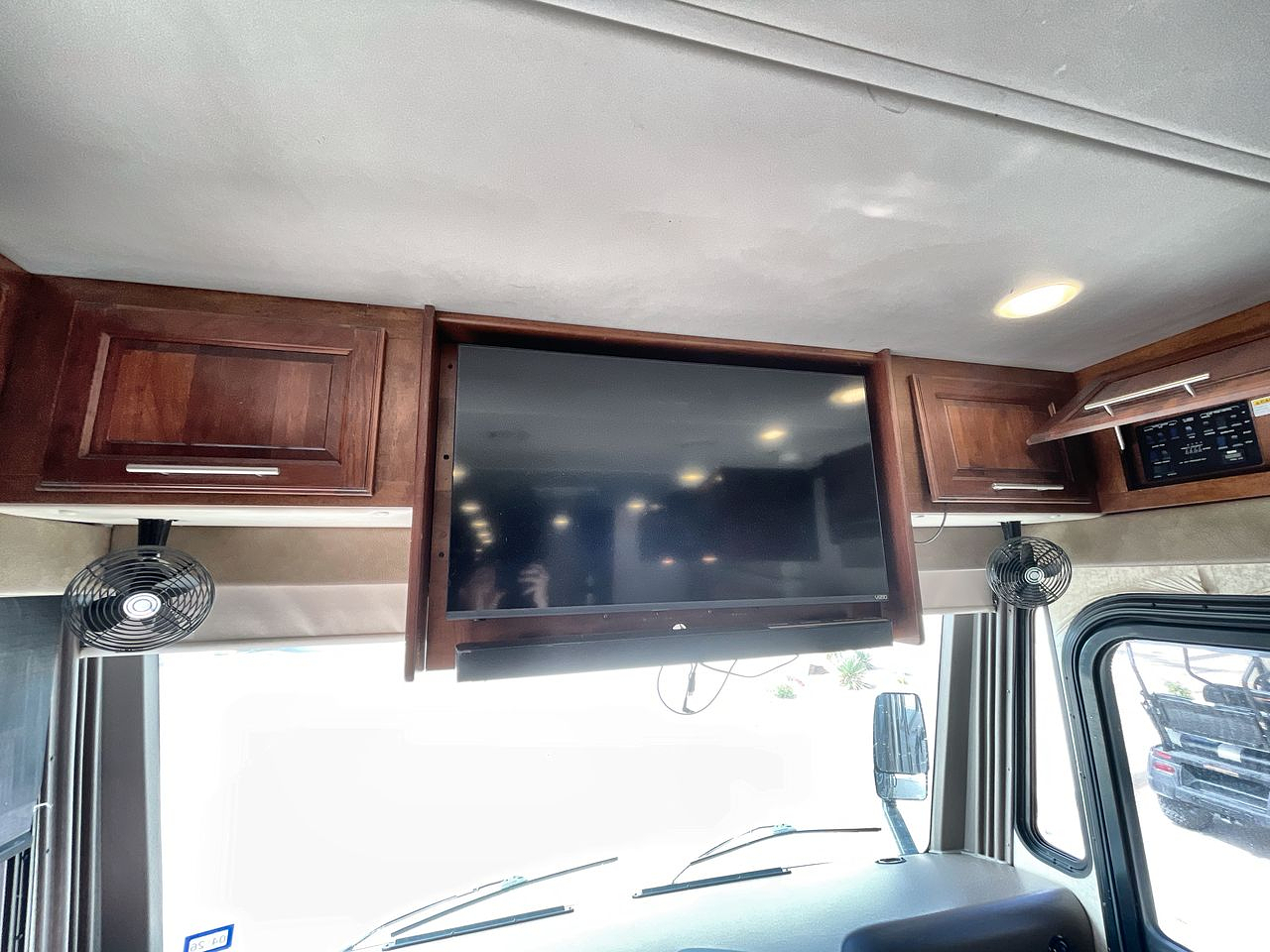 2015 COACHMEN SPORTSCOACH 361BH