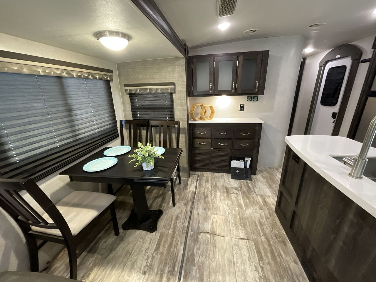 2020 HIGHLAND RIDGE OPEN RANGE LIGHT 275