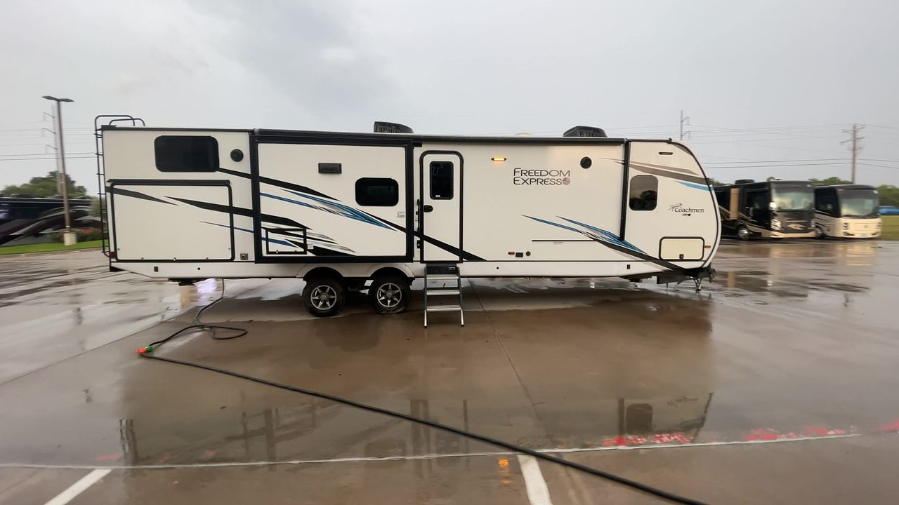 2022 FOREST RIVER FREEDOM EXPRESS 320B