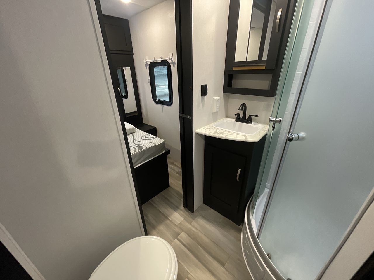 2022 FOREST RIVER FREEDOM EXPRESS 320B