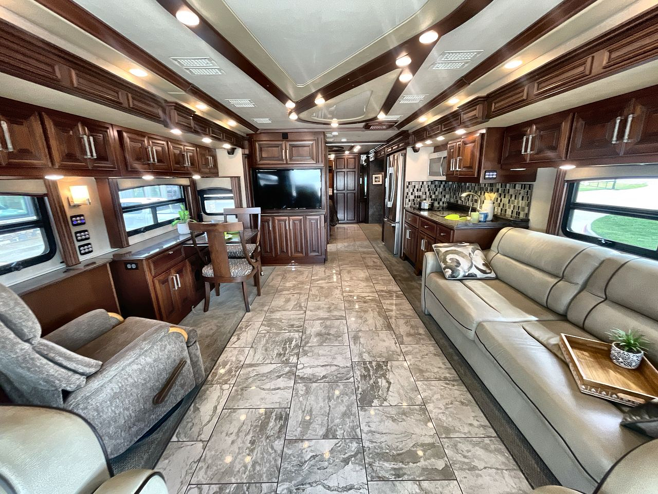 2015 AMERICAN COACH AMERICAN EAGLE 45T