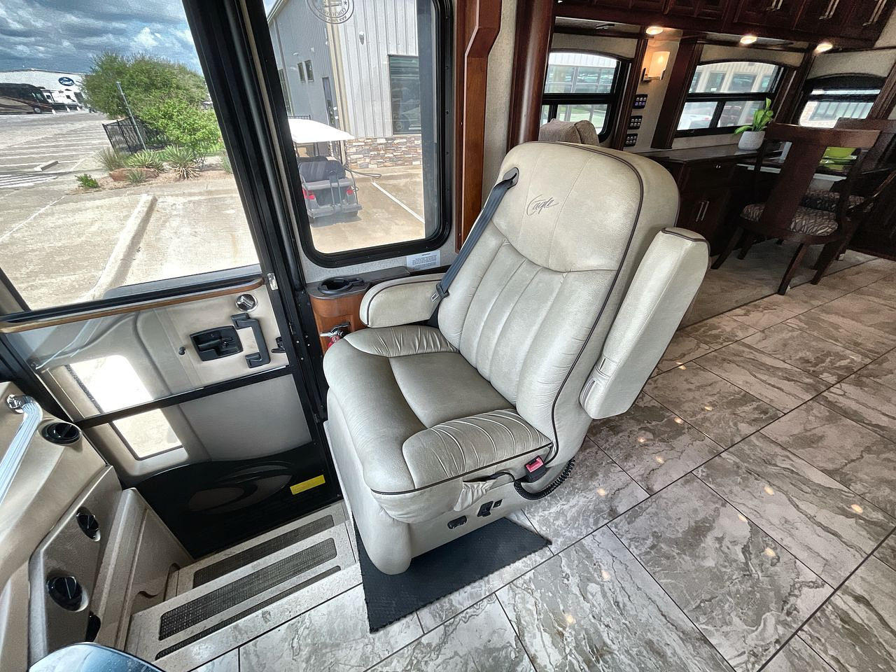 2015 AMERICAN COACH AMERICAN EAGLE 45T