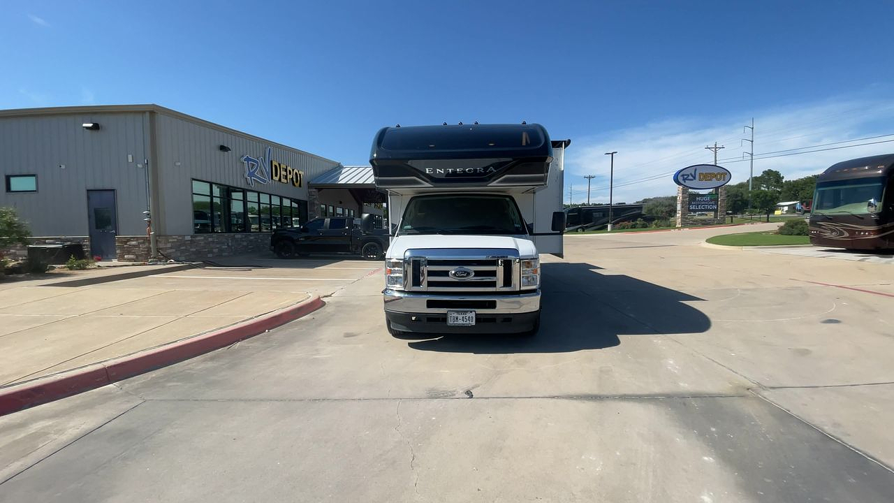 2022 ENTEGRA ODYSSEY 29V
