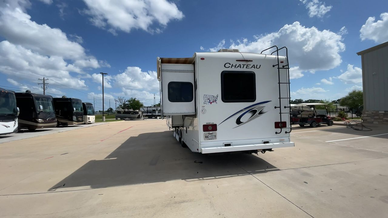 2021 THOR CHATEAU 31BV