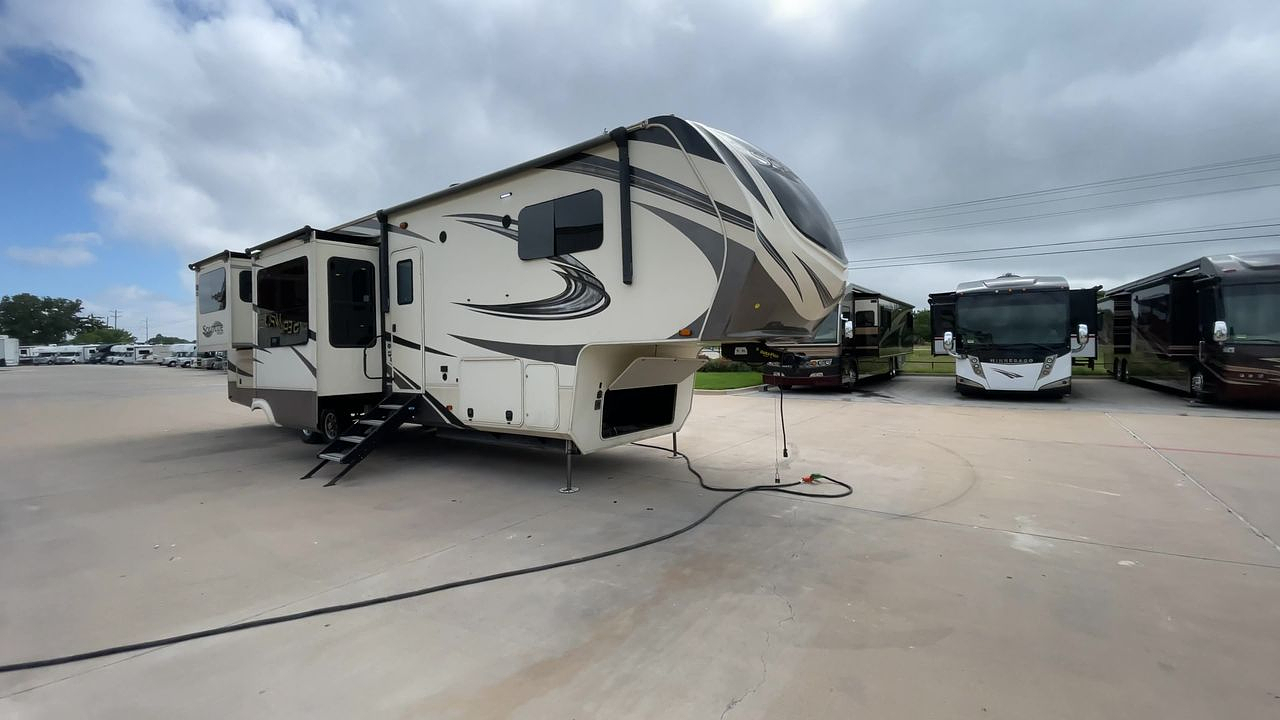 2019 GRAND DESIGN SOLITUDE 375RES