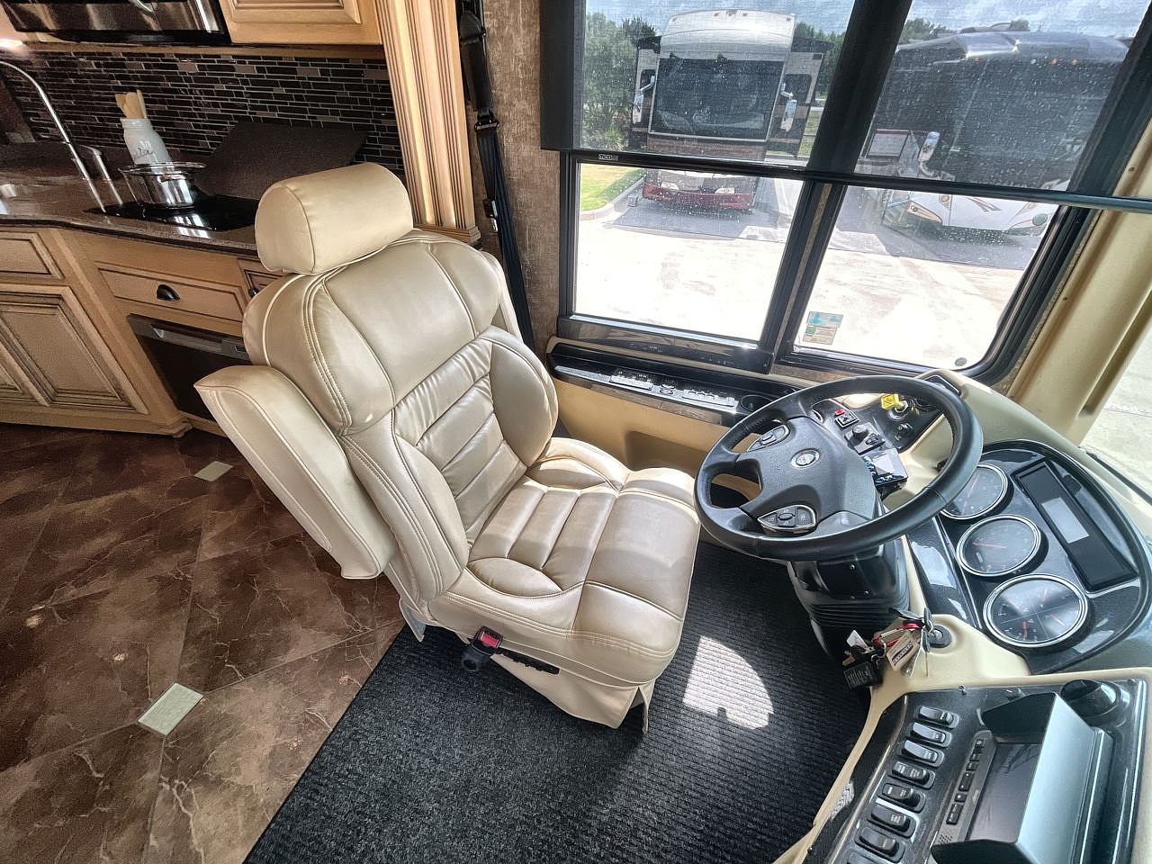 2014 NEWMAR DUTCH STAR 4347