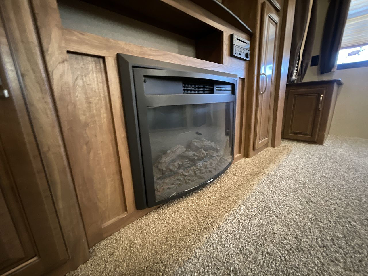 2018 KEYSTONE LAREDO 298SRL