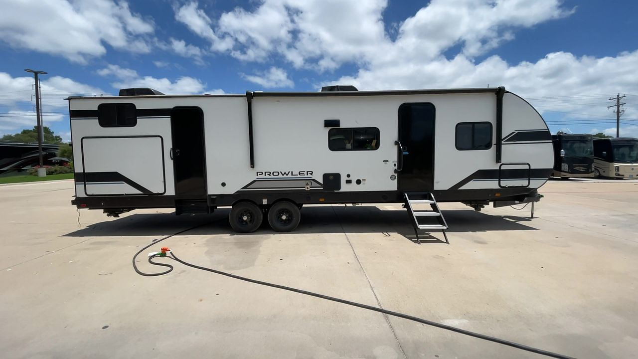 2025 HEARTLAND PROWLER 3209BH