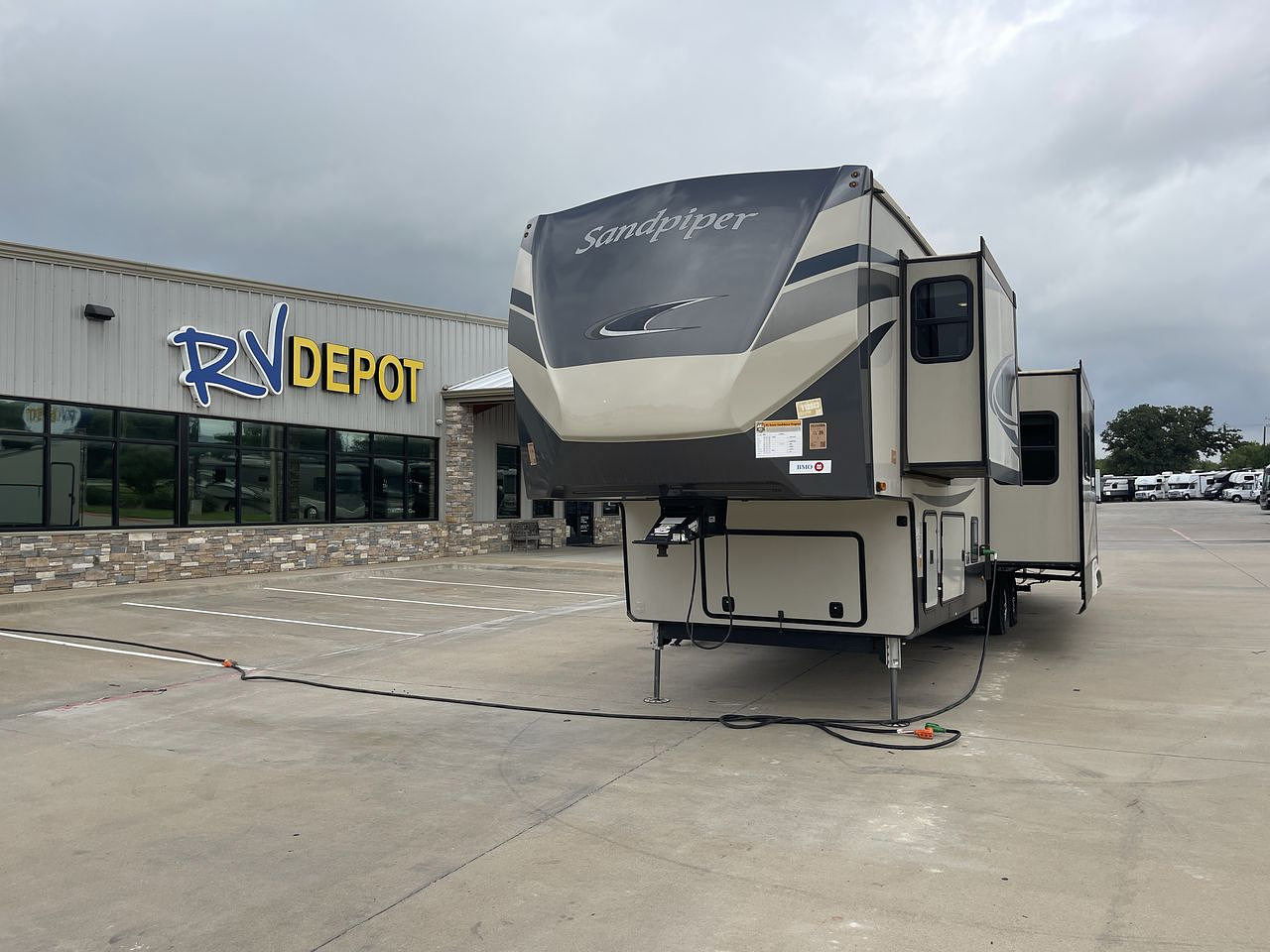 2020 FOREST RIVER SANDPIPER 383RBLOK