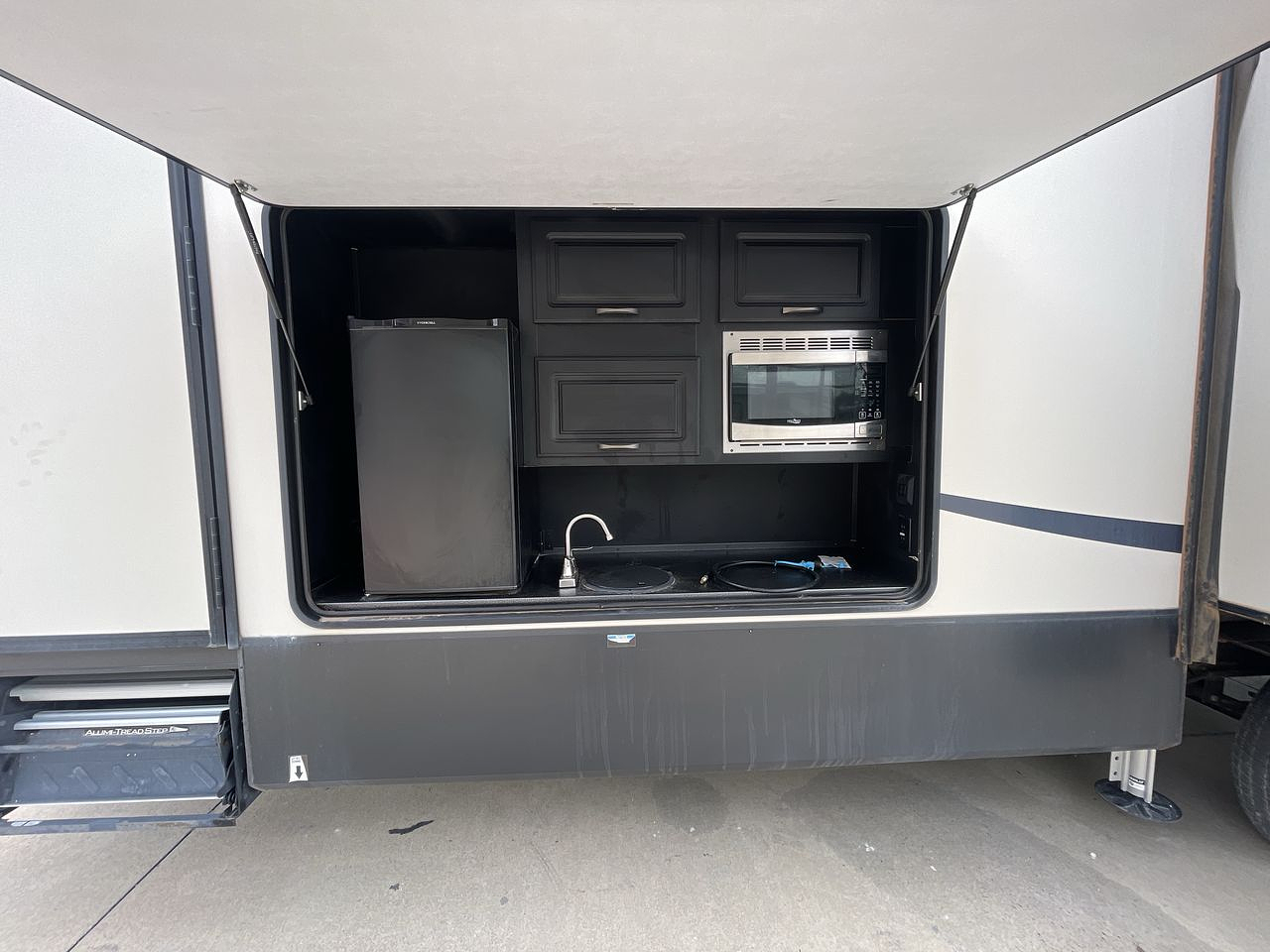 2020 FOREST RIVER SANDPIPER 383RBLOK