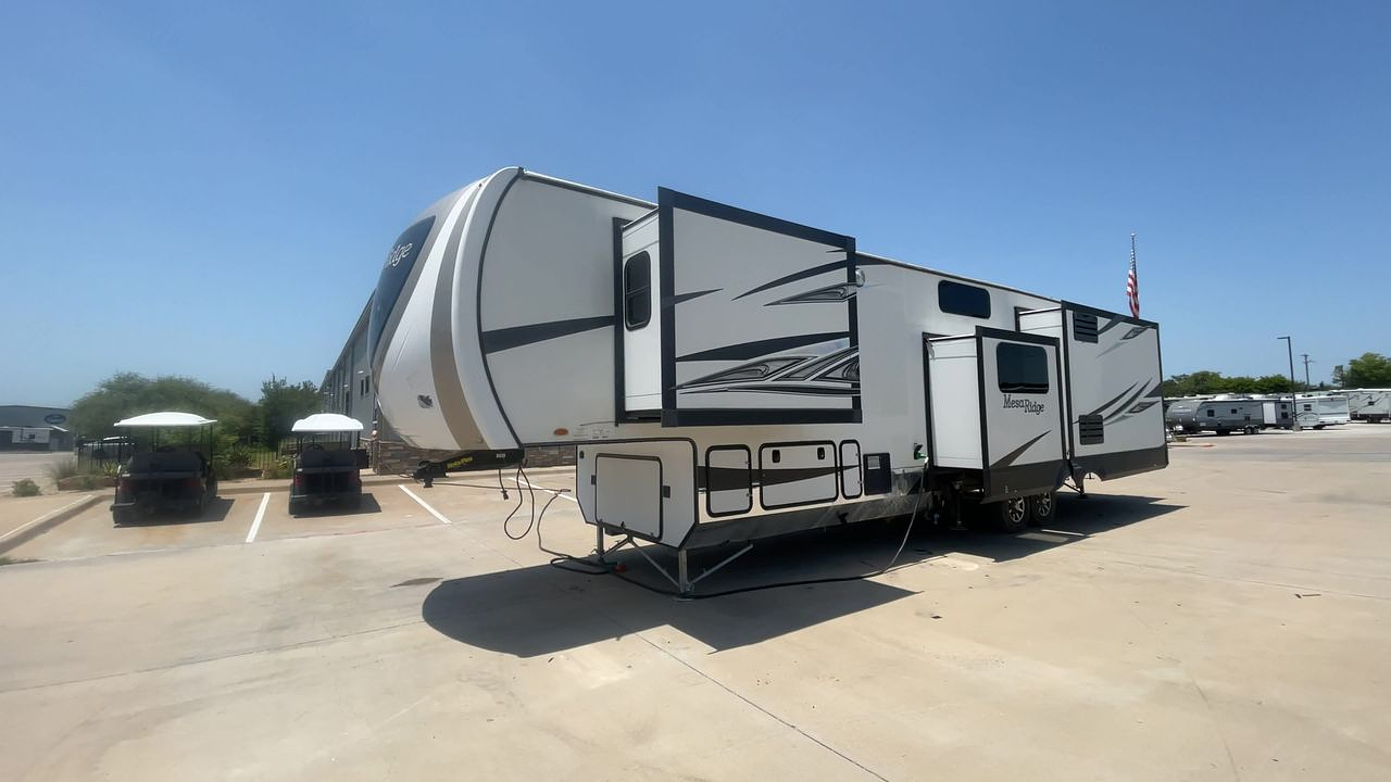 2019 HIGHLAND RIDGE MESA RIDGE 371MBH
