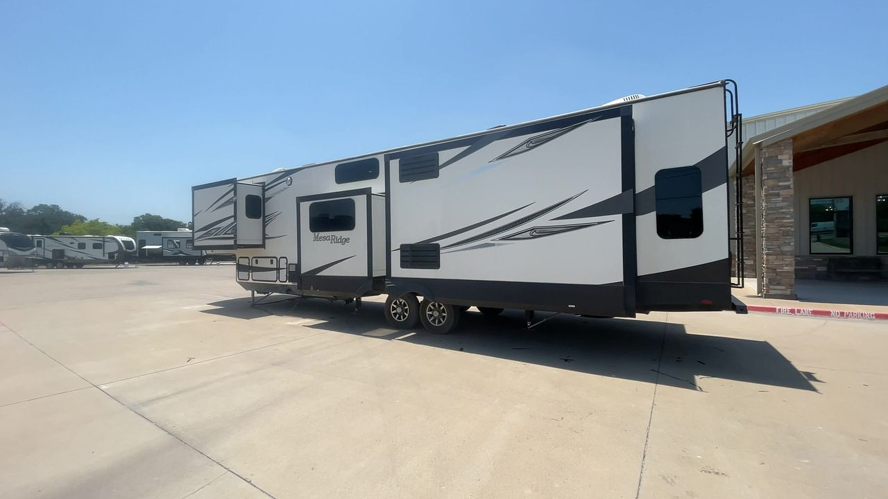 2019 HIGHLAND RIDGE MESA RIDGE 371MBH