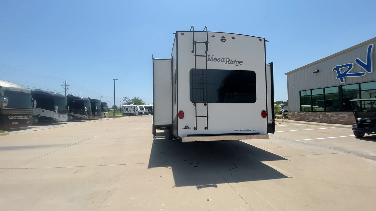 2019 HIGHLAND RIDGE MESA RIDGE 371MBH