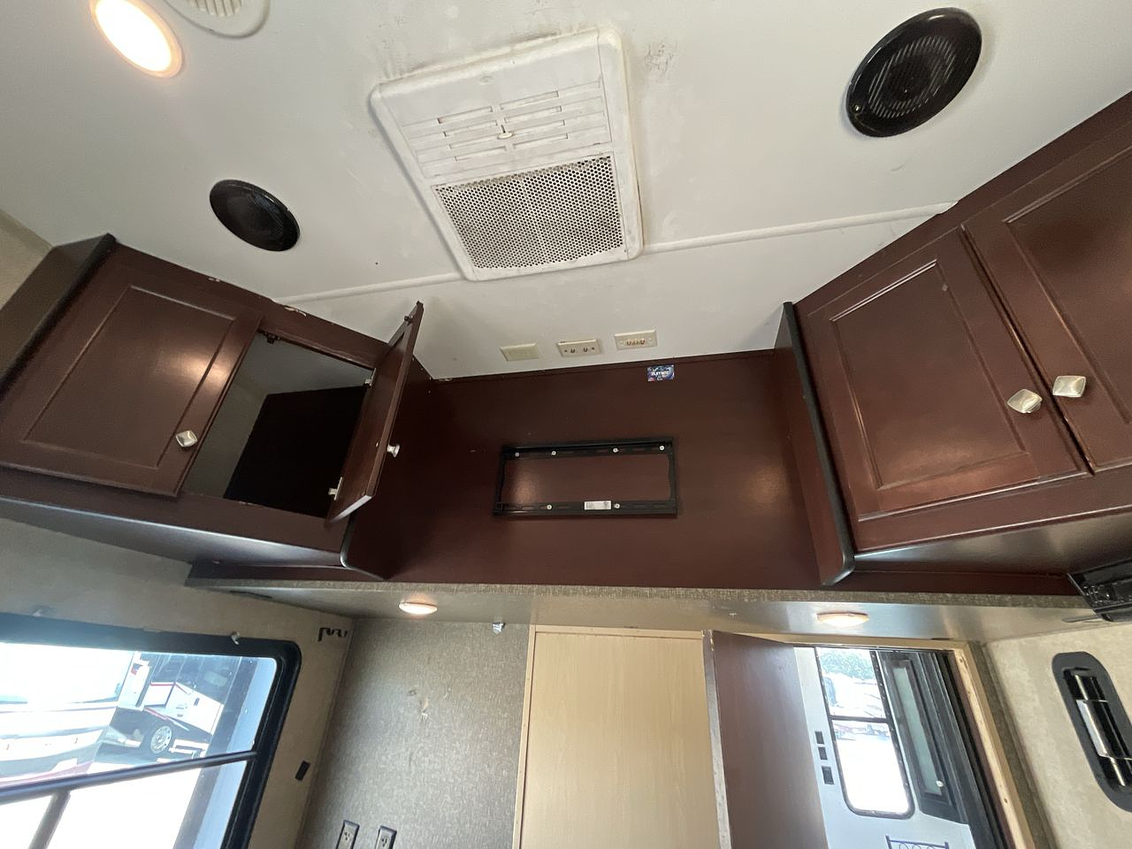2015 HEARTLAND ROAD WARRIOR