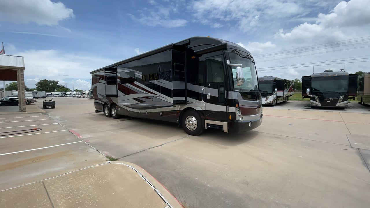 2013 AMERICAN COACH TRADITION 42M