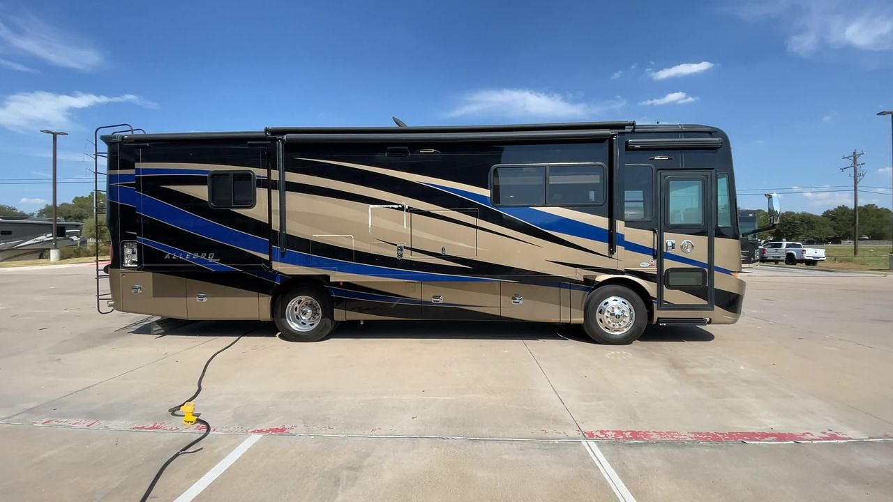 2018 TIFFIN ALLEGRO RED 33AA