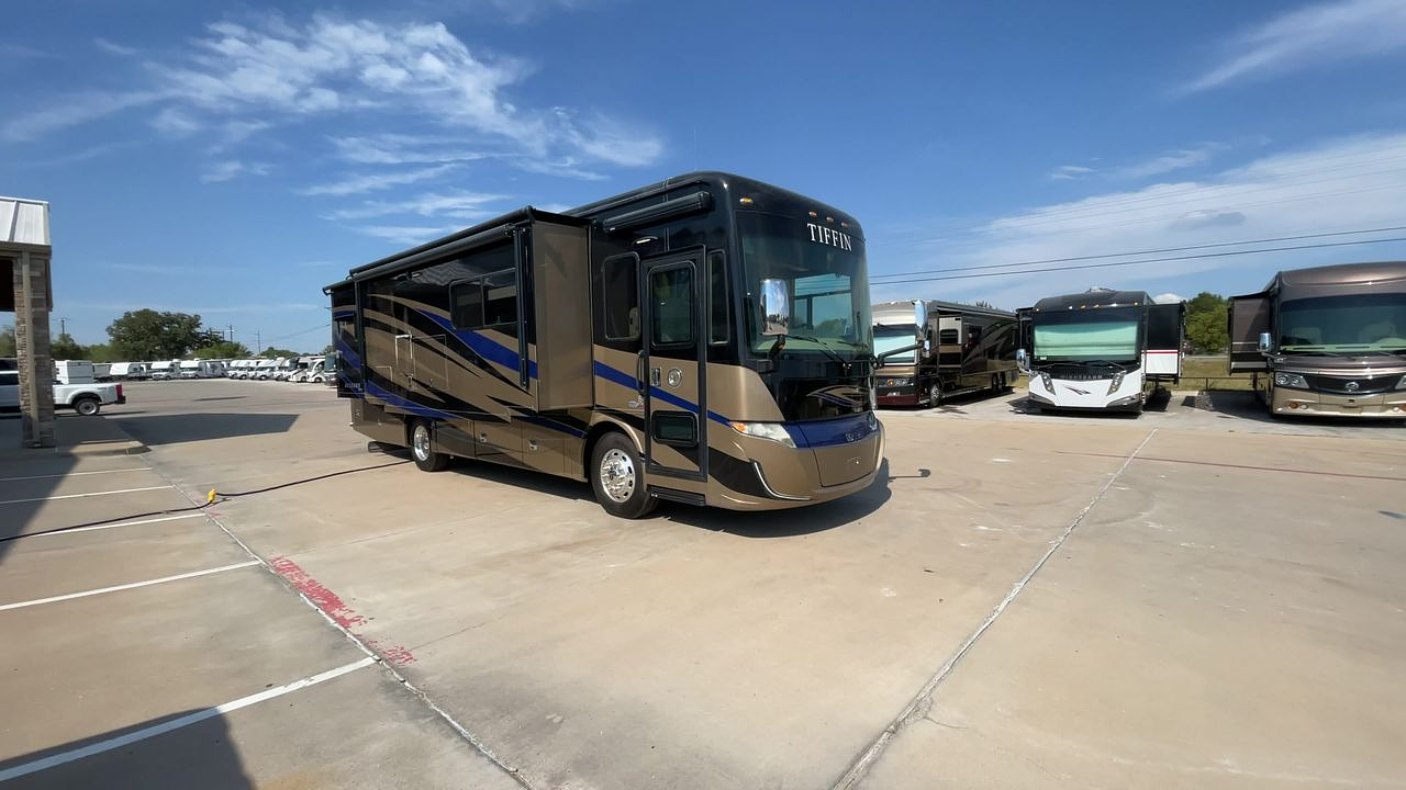 2018 TIFFIN ALLEGRO RED 33AA