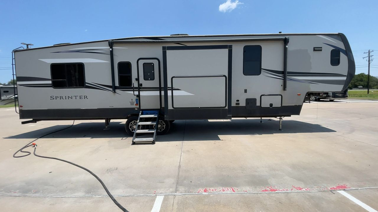 2020 KEYSTONE RV SPRINTER 6311FWFKS