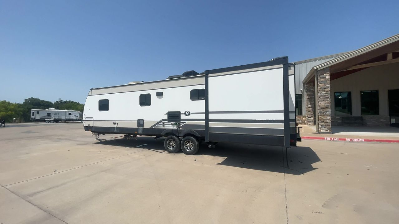 2019 HEARTLAND RADIANCE 32BH