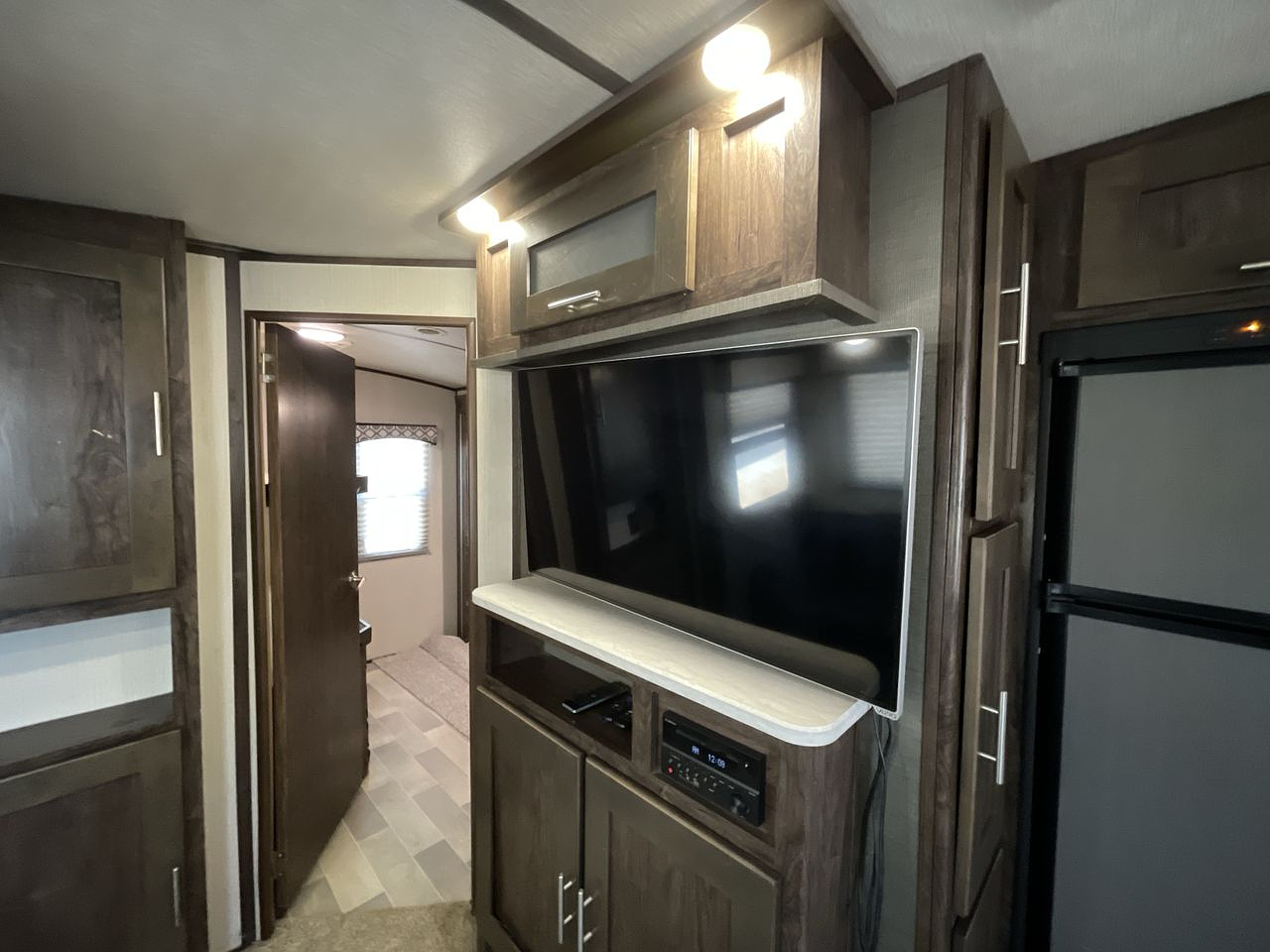 2019 HEARTLAND RADIANCE 32BH