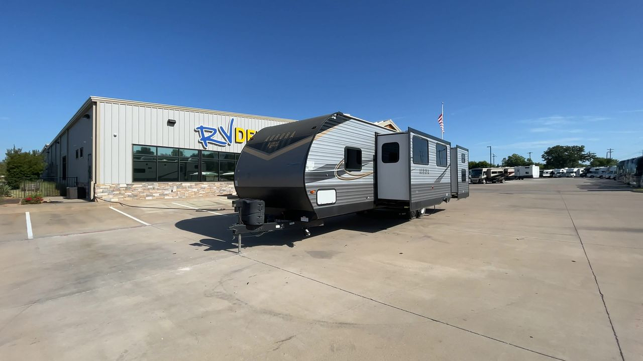 2022 FOREST RIVER AURORA 32BDS