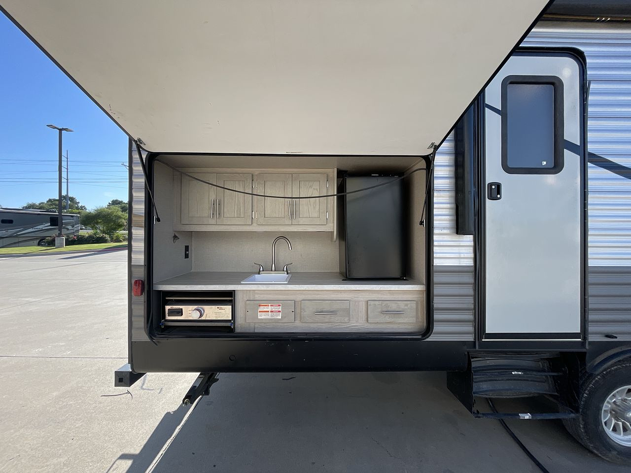 2022 FOREST RIVER AURORA 32BDS