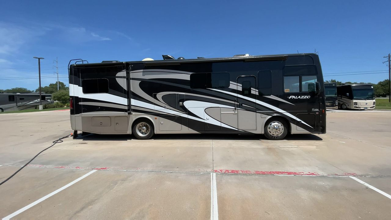 2018 THOR PALAZZO 332