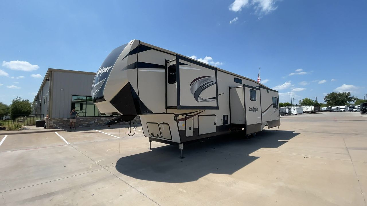 2018 FOREST RIVER SANDPIPER 372LOK