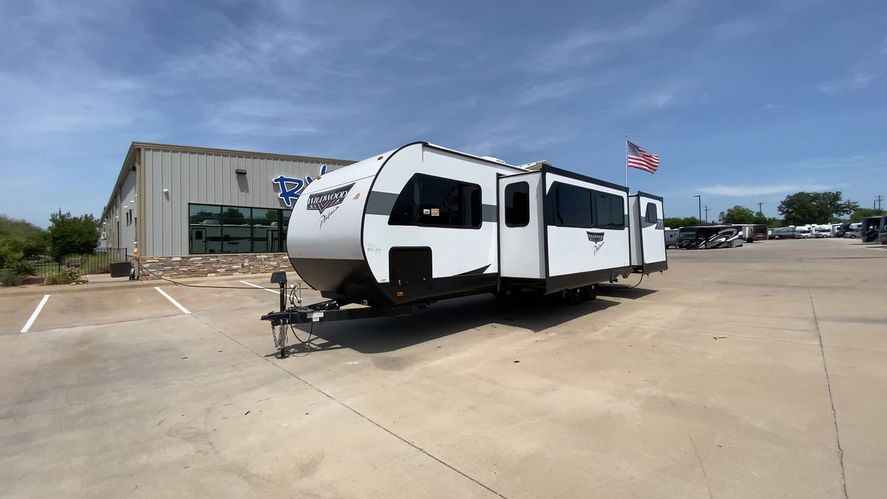 2024 FOREST RIVER WILDWOOD PLAT 31KQBT