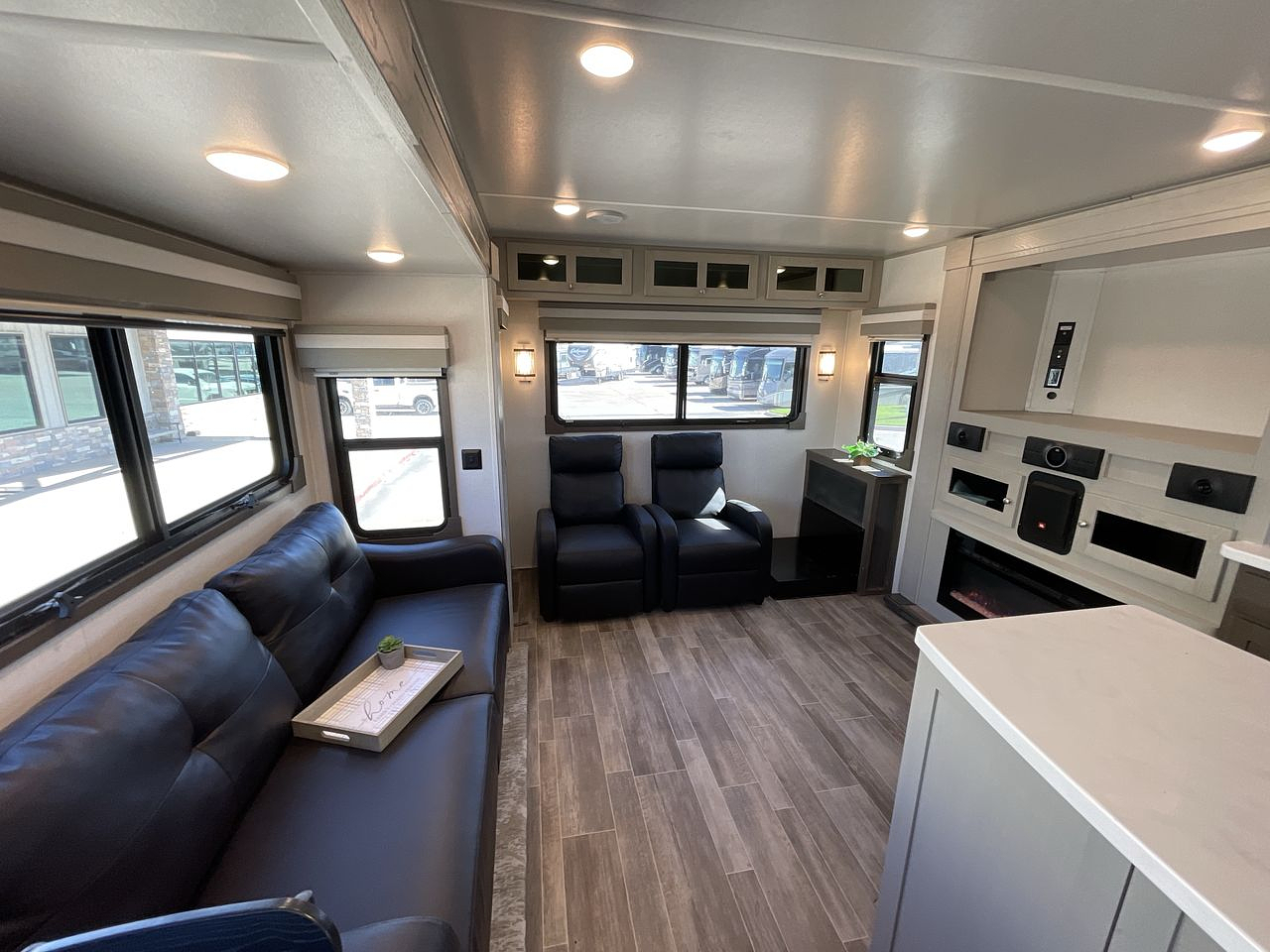 2022 FOREST RIVER COLUMBUS RIVER RANCH