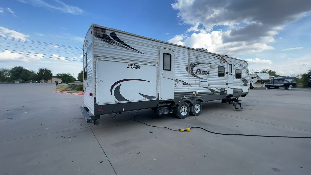 2014 FOREST RIVER PUMA 31BHSS