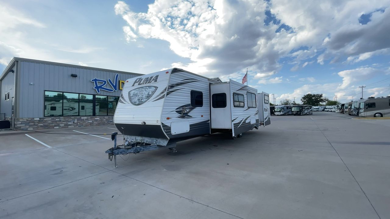 2014 FOREST RIVER PUMA 31BHSS